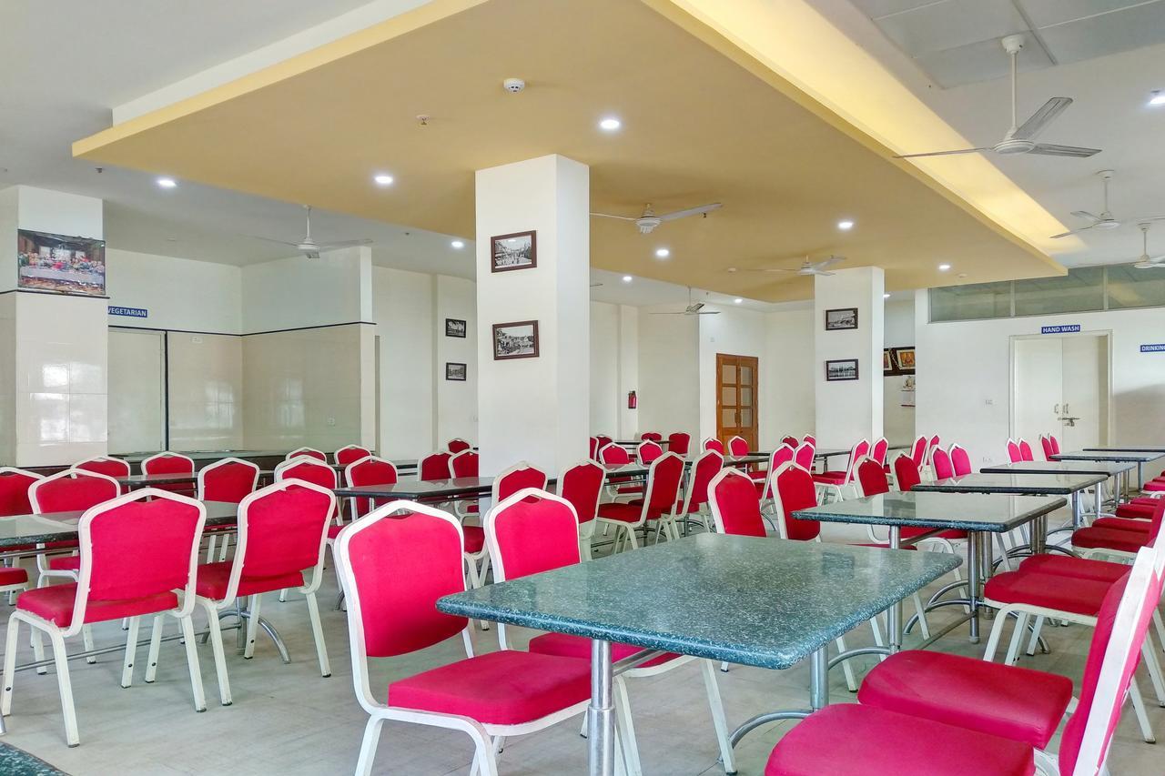 העיר בנגלור Oyo 11683 Hotel Ymca מראה חיצוני תמונה